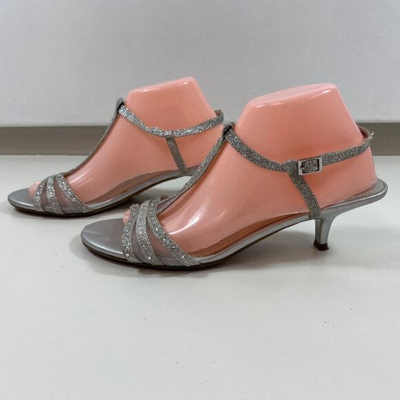 Fioni Night Women's Silver Glitter Rhinestones Sandals Kitten Heel Size 9.5 - Picture 2 of 13